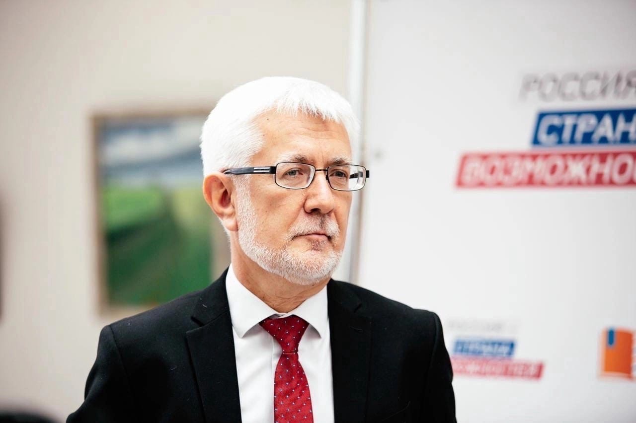 28 марта в ЯГПУ день ректора — день рождения Михаила Вадимовича ...